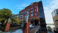 Bohemian Hotel Savannah Riverfront - 